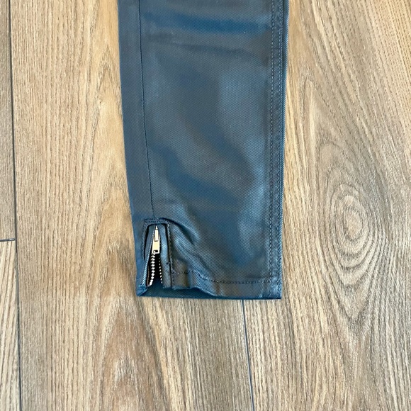 Pants - Picture 3 of 4